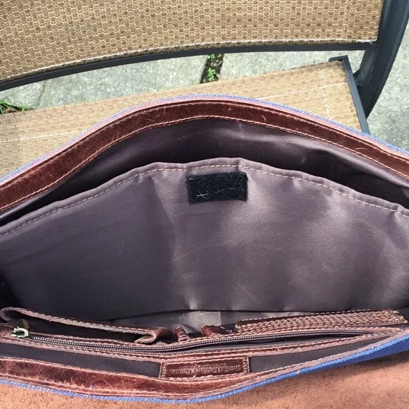 Messenger Brand - canvas with leather - good condition - Picture 7 of 8